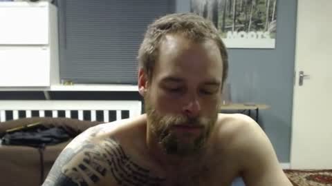 JamesJan van Rebel online show from 10-31-25, 03:40