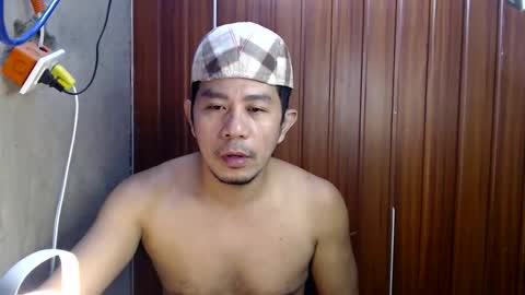 Snapshot of jjboy74472 chatting on 10-19-25, 01:01 jjboy74472 online show from 10-19-25, 01:01