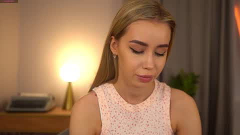 Jenny online show from 03-21-26, 08:19