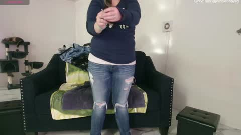 Nicole  Allen online show from 12-12-24, 12:16