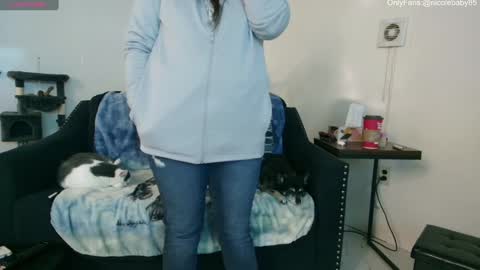 Nicole  Allen online show from 12-24-24, 12:11