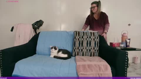 Nicole  Allen online show from 01-23-25, 10:44