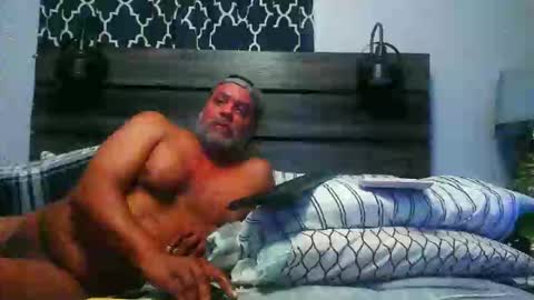 jjking973 online show from 12-15-25, 11:42