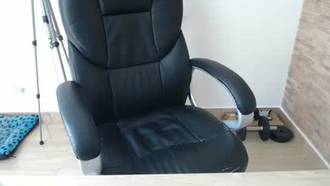 Jon online show from 10-01-25, 04:13