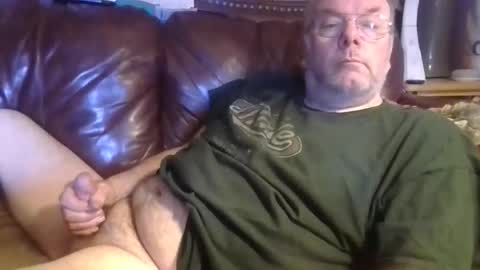 Snapshot of jmky2011 chatting on 03-12-26, 02:45 jmky2011 online show from 03-12-26, 02:45