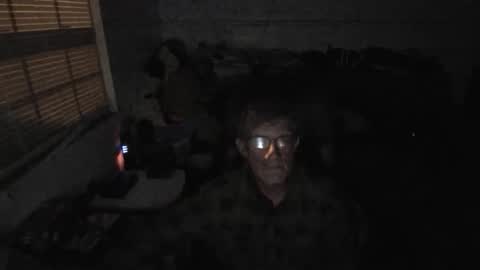 Snapshot of jmoorez2001 chatting on 09-29-25, 02:27 johnny online show from 09-29-25, 02:27