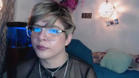 Snapshot of jnick_21 chatting on 02-19-25, 01:40 Nick online show from 02-19-25, 01:40