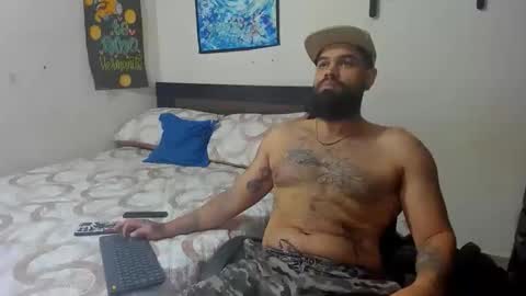 Snapshot of joalremu11_ink chatting on 03-17-26, 01:14 ale online show from 03-17-26, 01:14