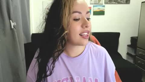 Johana              online show from 04-13-26, 04:45