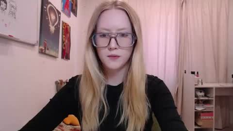 joan_kiss online show from 07-11-26, 01:30
