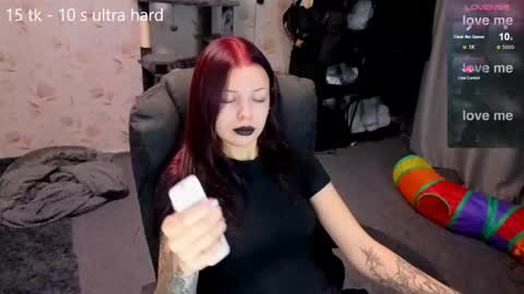 Snapshot of joan_wilson chatting on 10-07-25, 10:18 joan_wilson online show from 10-07-25, 10:18