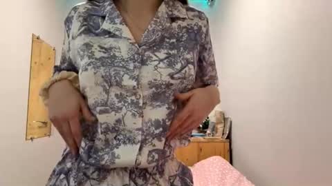 Adel online show from 01-05-26, 06:33