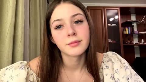 Adel online show from 02-11-26, 06:13