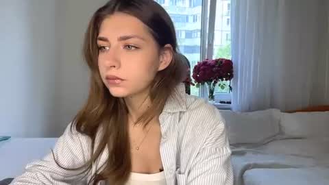 Snapshot of joandonelly chatting on 06-26-26, 10:08 Bella online show from 06-26-26, 10:08