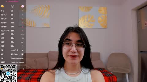 Mia online show from 01-16-25, 12:31