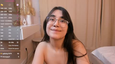 Mia online show from 01-17-25, 03:22