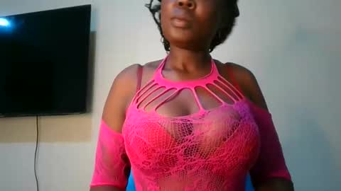 Snapshot of joankein_255 chatting on 06-01-26, 04:03 varl online show from 06-01-26, 04:03