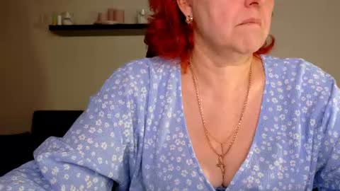 Snapshot of joannaandneighbour chatting on 06-15-26, 07:32 Joanna and Greg online show from 06-15-26, 07:32
