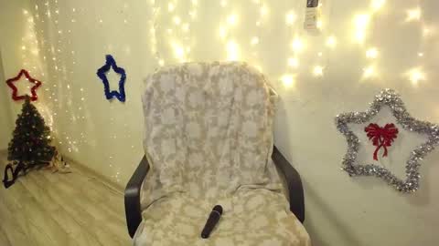 Snapshot of joanne_star chatting on 12-21-25, 08:49 SweetGinger online show from 12-21-25, 08:49