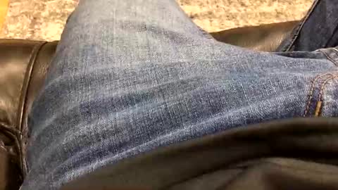 Snapshot of joe460538 chatting on 11-11-25, 04:34 joe460538 online show from 11-11-25, 04:34