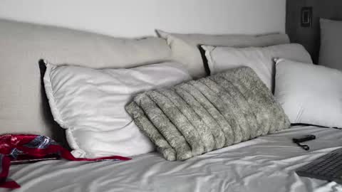 joe_steel1 online show from 11-04-25, 09:58