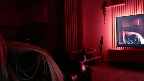 Snapshot of joel044 chatting on 01-07-26, 09:06 joel044 online show from 01-07-26, 09:06