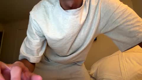 Snapshot of joel28665 chatting on 11-12-25, 08:37 JOEL online show from 11-12-25, 08:37