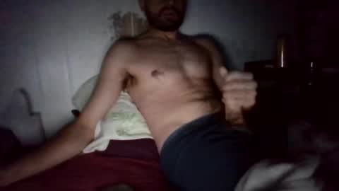 Snapshot of joey9118 chatting on 10-20-25, 04:57 joey9118 online show from 10-20-25, 04:57