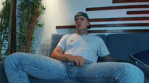     online show from 11-09-25, 03:05