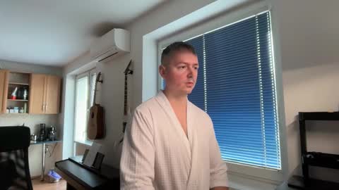 Snapshot of jogger1991 chatting on 03-22-26, 07:34 Jogger1991 online show from 03-22-26, 07:34