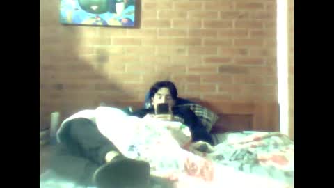 Snapshot of johan70nsexy chatting on 11-12-25, 11:25 johan70nsexy online show from 11-12-25, 11:25