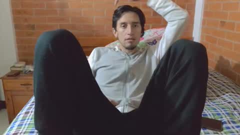 johan70nsexy online show from 04-01-26, 02:01