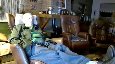 Snapshot of johan7_heet chatting on 12-03-24, 07:00 johan7 heet online show from 12-03-24, 07:00