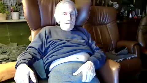 Snapshot of johan7_heet chatting on 01-03-25, 08:32 johan7 heet online show from 01-03-25, 08:32