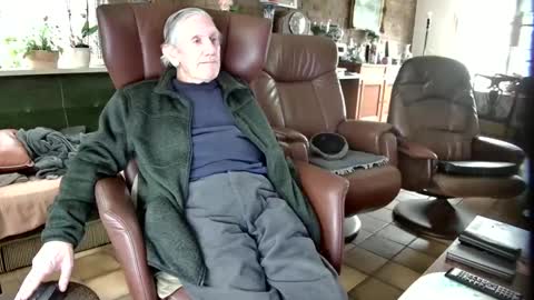 Snapshot of johan7_heet chatting on 01-04-25, 02:14 johan7 heet online show from 01-04-25, 02:14