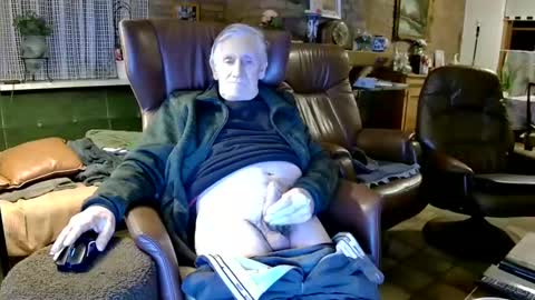 Snapshot of johan7_heet chatting on 02-17-25, 10:03 johan7 heet online show from 02-17-25, 10:03