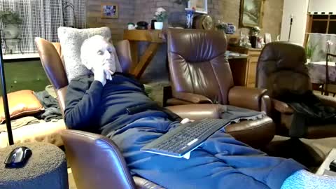 Snapshot of johan7_heet chatting on 02-22-25, 09:04 johan7 heet online show from 02-22-25, 09:04