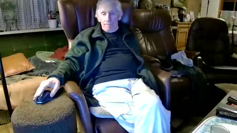 Snapshot of johan7_heet chatting on 03-10-25, 08:45 johan7 heet online show from 03-10-25, 08:45