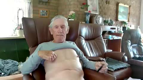 Snapshot of johan7_heet chatting on 09-14-25, 11:42 johan7 heet online show from 09-14-25, 11:42