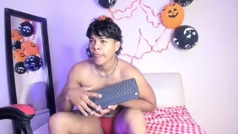 Snapshot of johan_beley_7k chatting on 11-03-25, 01:56 Johan Beley online show from 11-03-25, 01:56