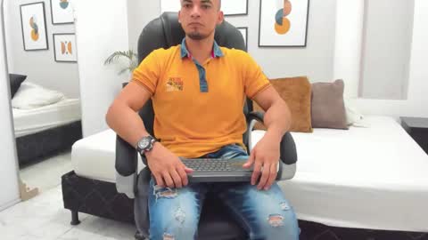 johan online show from 11-28-25, 06:32