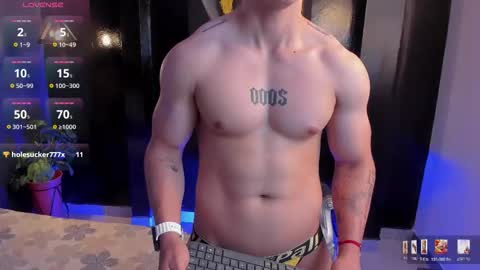 Snapshot of johan_williams_07 chatting on 01-09-26, 11:28 Johan Williams online show from 01-09-26, 11:28