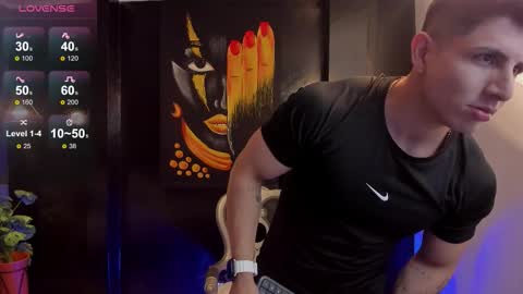 Snapshot of johan_williams_07 chatting on 02-27-26, 05:18 Johan Williams online show from 02-27-26, 05:18