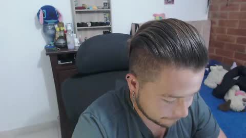 JOHAN independient model online show from 04-15-26, 08:20