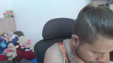 JOHAN independient model online show from 06-10-26, 08:30