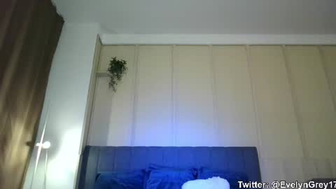 Snapshot of johanna_wet chatting on 07-07-26, 08:35 Jo online show from 07-07-26, 08:35