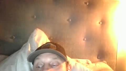 john0131739980 online show from 11-28-25, 06:49