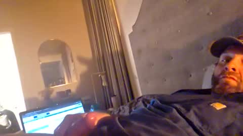 john0131739980 online show from 01-15-26, 05:34