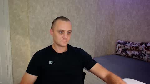 Snapshot of john_3019 chatting on 10-12-25, 07:13 John online show from 10-12-25, 07:13