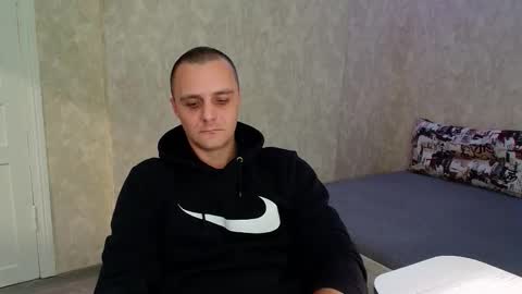 Snapshot of john_3019 chatting on 10-17-25, 02:26 John online show from 10-17-25, 02:26